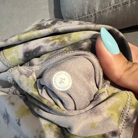 Lululemon Align - Picture 3 of 3